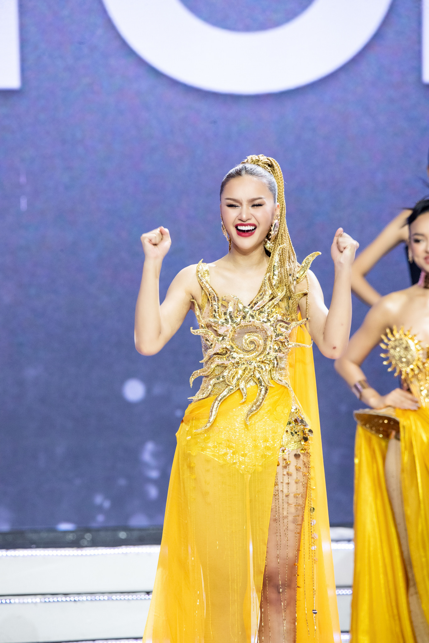 Lê Thu Trang - Quán quân The New Mentor mùa đầu tiên. Lê Thu Trang - Quán quân The New Mentor mùa đầu tiên.