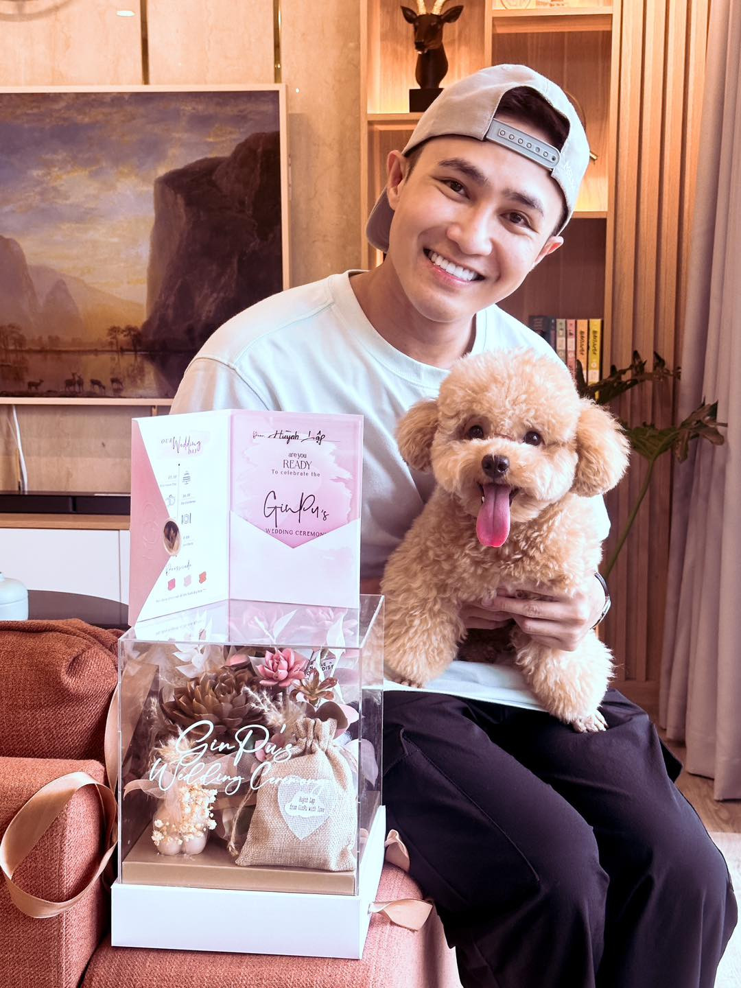 Huỳnh Lập mất 30 phút để tìm thấy địa điểm tổ chức tiệc cưới. Huỳnh Lập mất 30 phút để tìm thấy địa điểm tổ chức tiệc cưới.