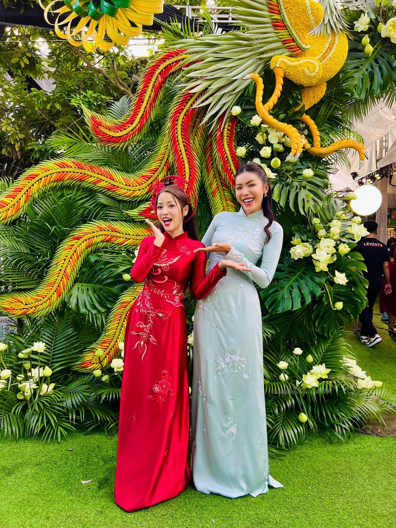 Puka dành lời khen ngợi đến với Minh Tú. Puka dành lời khen ngợi đến với Minh Tú.