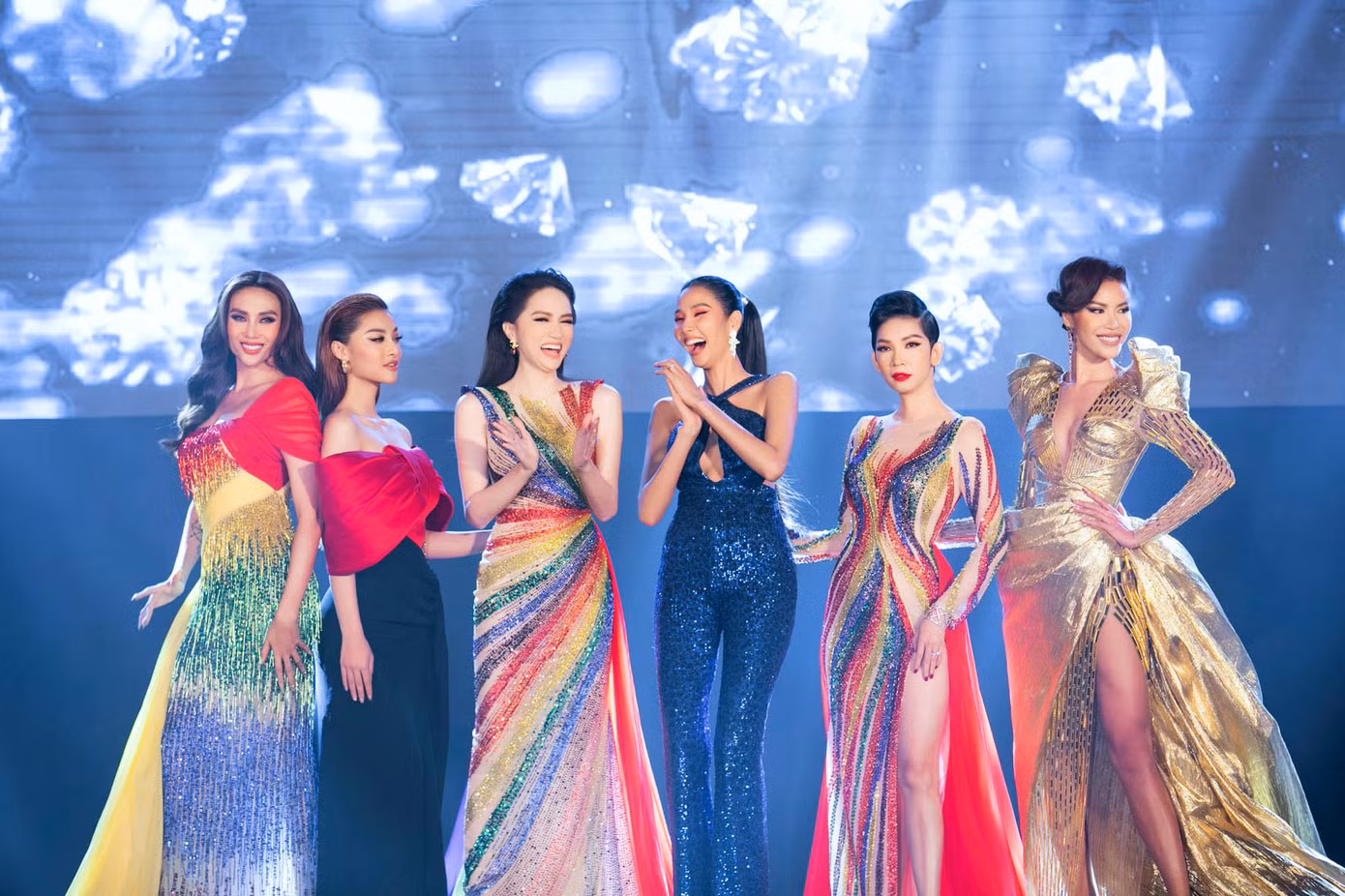 Minh Tú từng có học trò đăng quang Miss International Queen Vietnam 2020.