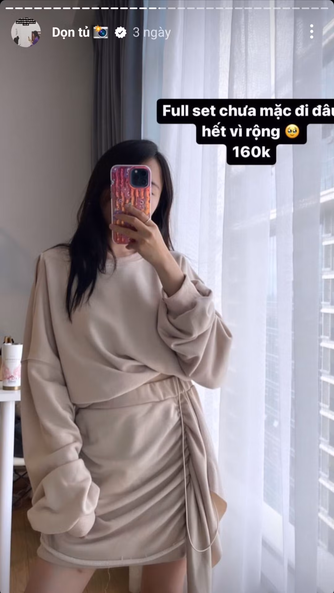 Fan nhanh chóng "chốt đơn" để có được "cheap moment" cùng nàng hậu.
