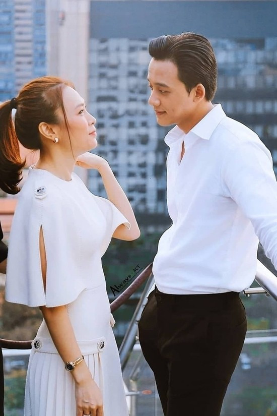 Nữ ca sĩ từng vướng tin đồn hẹn hò với diễn viên Mai Tài Phến.