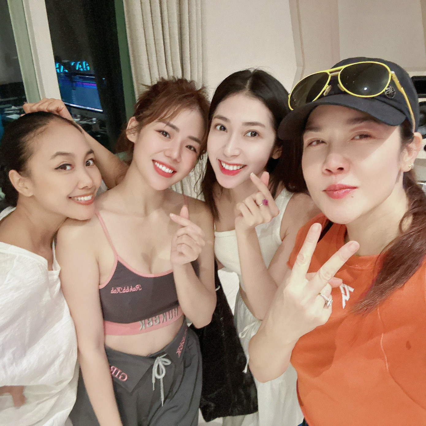 Đội hình Chị Đẹp Đạp Gió Rẽ Sóng khiến khán giả không khỏi tò mò. Đội hình Chị Đẹp Đạp Gió Rẽ Sóng khiến khán giả không khỏi tò mò.