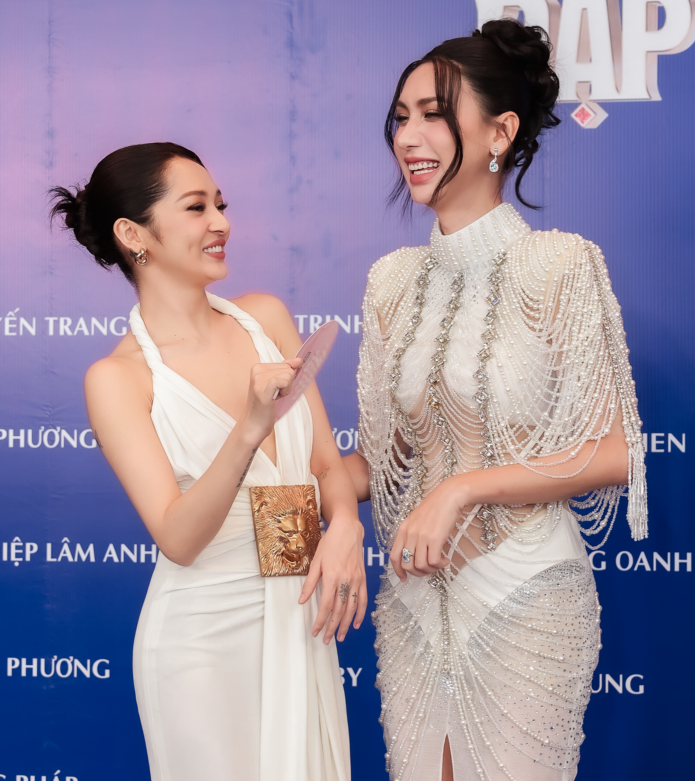 Bảo Anh và Lynk Lee lần đầu đọ sắc cùng nhau. Bảo Anh và Lynk Lee lần đầu đọ sắc cùng nhau.