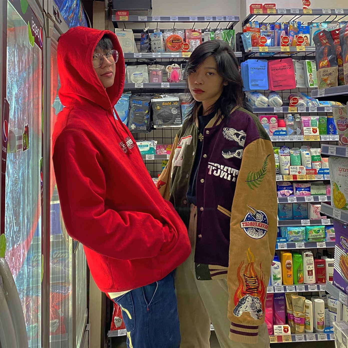 VSTRA xuất hiện trong album mới của bạn trai với vai trò giám đốc sản xuất.