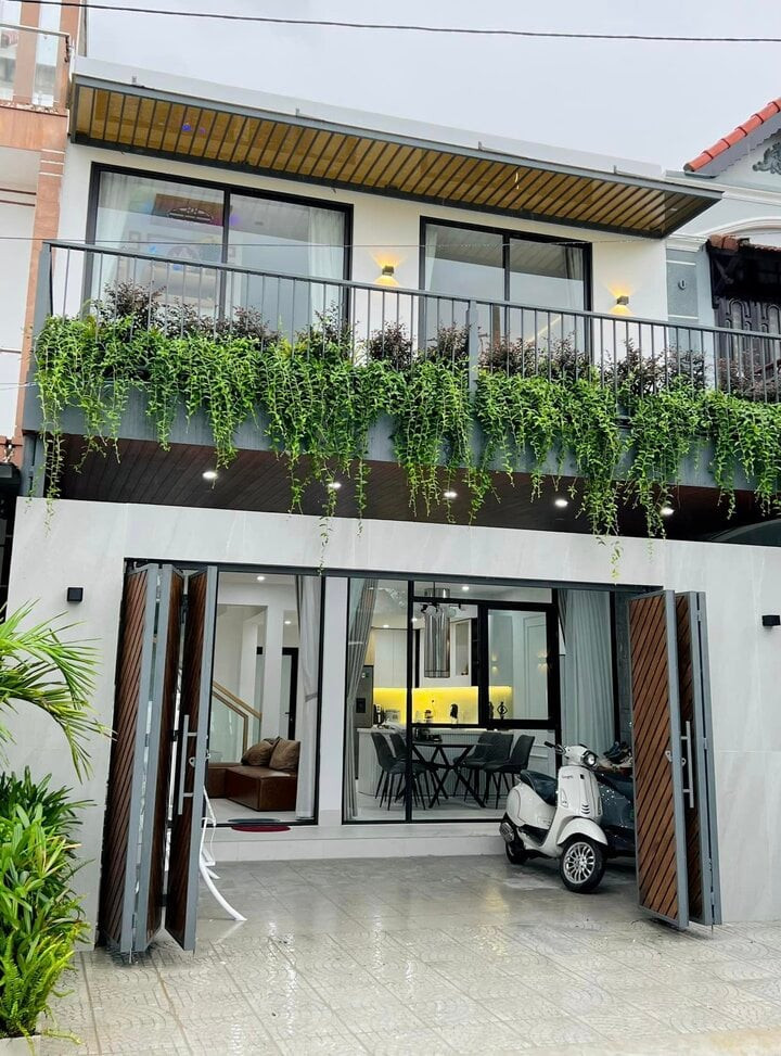 Không gian thoáng đãng của căn nhà gia đình Tiểu Vy đang ở tại Hội An.