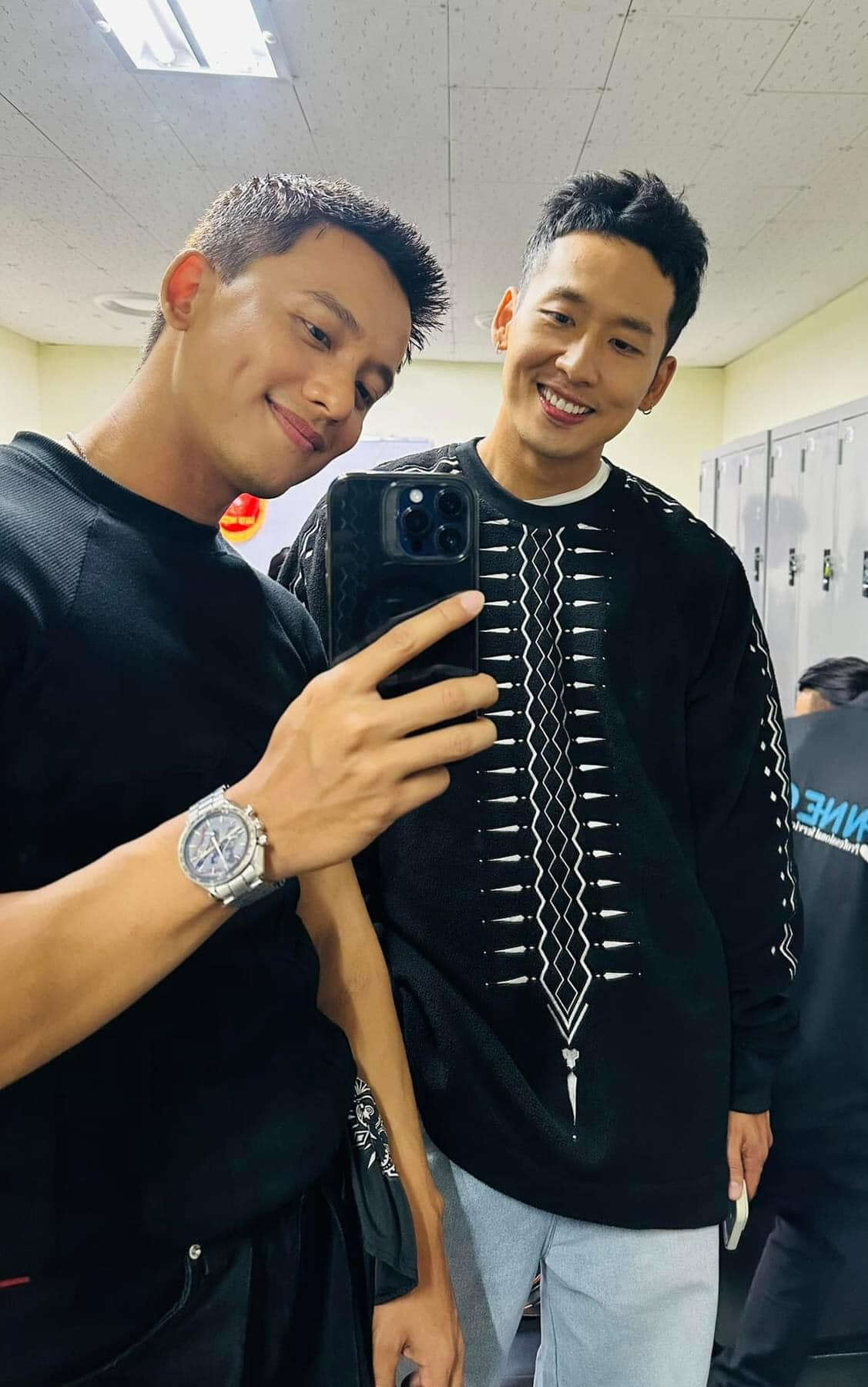 Mai Tài Phến và Tuấn Trần rục rịch trước thềm đi nhập ngũ.