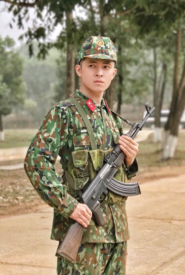 Nam ca sĩ khiến nhiều người bất ngờ bởi sự điềm đạm trong chương trình.