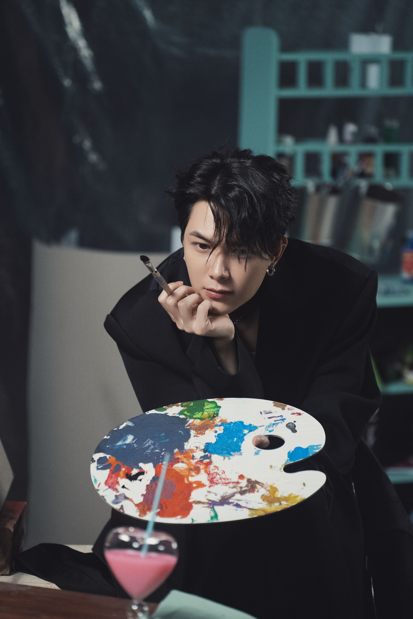 Anh Tú khoe nhan sắc "gây thương nhớ" trong MV mới. Anh Tú khoe nhan sắc "gây thương nhớ" trong MV mới.