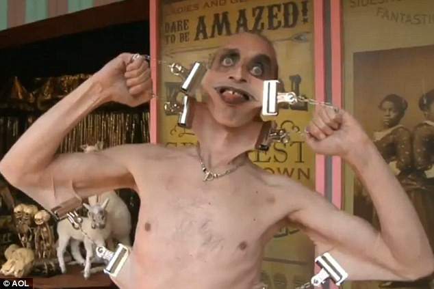 Lớp da mỏng như giấy và được kéo giãn mọi góc độ