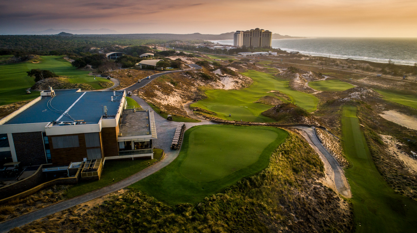 Bên cạnh việc được tận hưởng sống giữa thiên nhiên trong lành, chủ sở hữu Ixora Ho Tram by Fusion còn được hưởng lợi từ chính sách vận hành cho thuê được đảm bảo từ Chủ đầu tư nước ngoài uy tín Bên cạnh việc được tận hưởng sống giữa thiên nhiên trong lành, chủ sở hữu Ixora Ho Tram by Fusion còn được hưởng lợi từ chính sách vận hành cho thuê được đảm bảo từ Chủ đầu tư nước ngoài uy tín