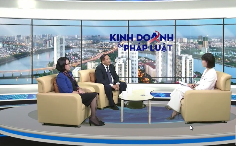 Chương trình KD&amp;PL có sự tham gia của đội ngũ chuyên gia, luật sư, nhà quản lý uy tín để tham gia chia sẻ kinh nghiệm, hỗ trợ pháp lý cho doanh nghiệp.