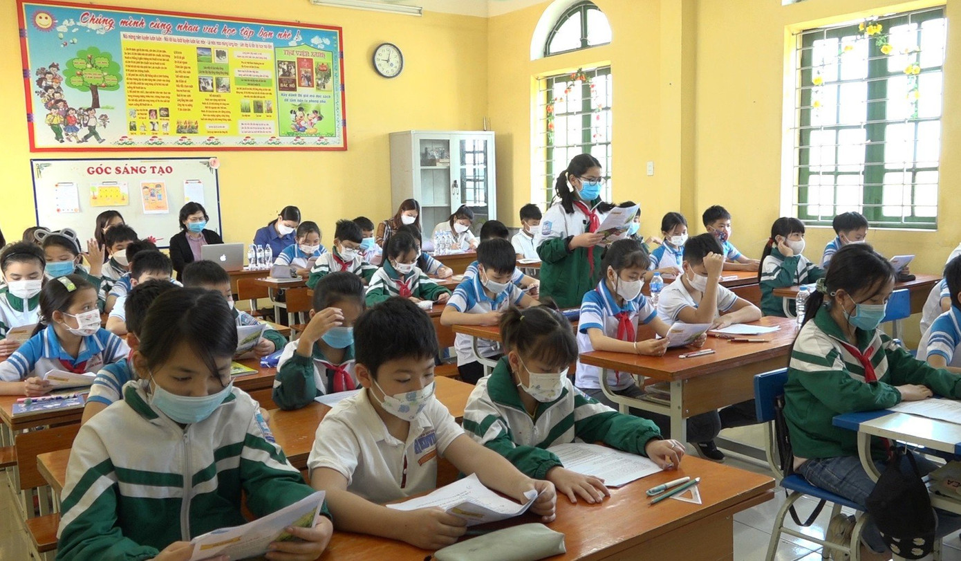 Thực nghiệm SGK lớp 4 (Bộ Kết nối tri thức với cuộc sống) tại Trường Tiểu học Định Sơn, huyện Cẩm Giàng, tỉnh Hải Dương