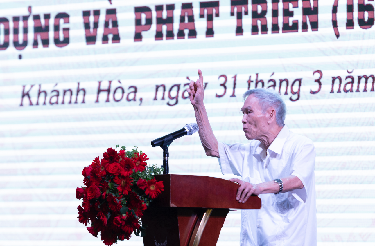 Ông Trương Đình Tuyển - Nguyên Bộ trưởng Bộ Thương mại Việt Nam. Ảnh Trung Đức Ông Trương Đình Tuyển - Nguyên Bộ trưởng Bộ Thương mại Việt Nam. Ảnh Trung Đức