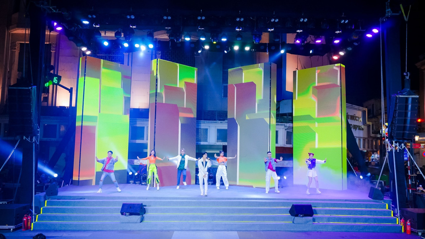 Những giai điệu về đất nước vô cùng xinh đẹp một lần nữa được cất lên tại chương trình