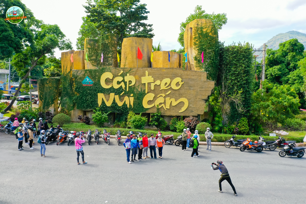 Trạm dừng chân để chuẩn bị cho hành trình chinh phục đỉnh Núi Cấm huyền bí