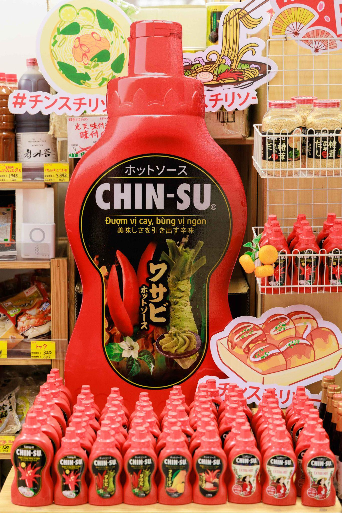 Bộ sưu tập gồm 5 hương vị Tương ớt Chin-su chính thức ra mắt tại sự kiện thực phẩm quốc tế Foodex Nhật Bản 2023.