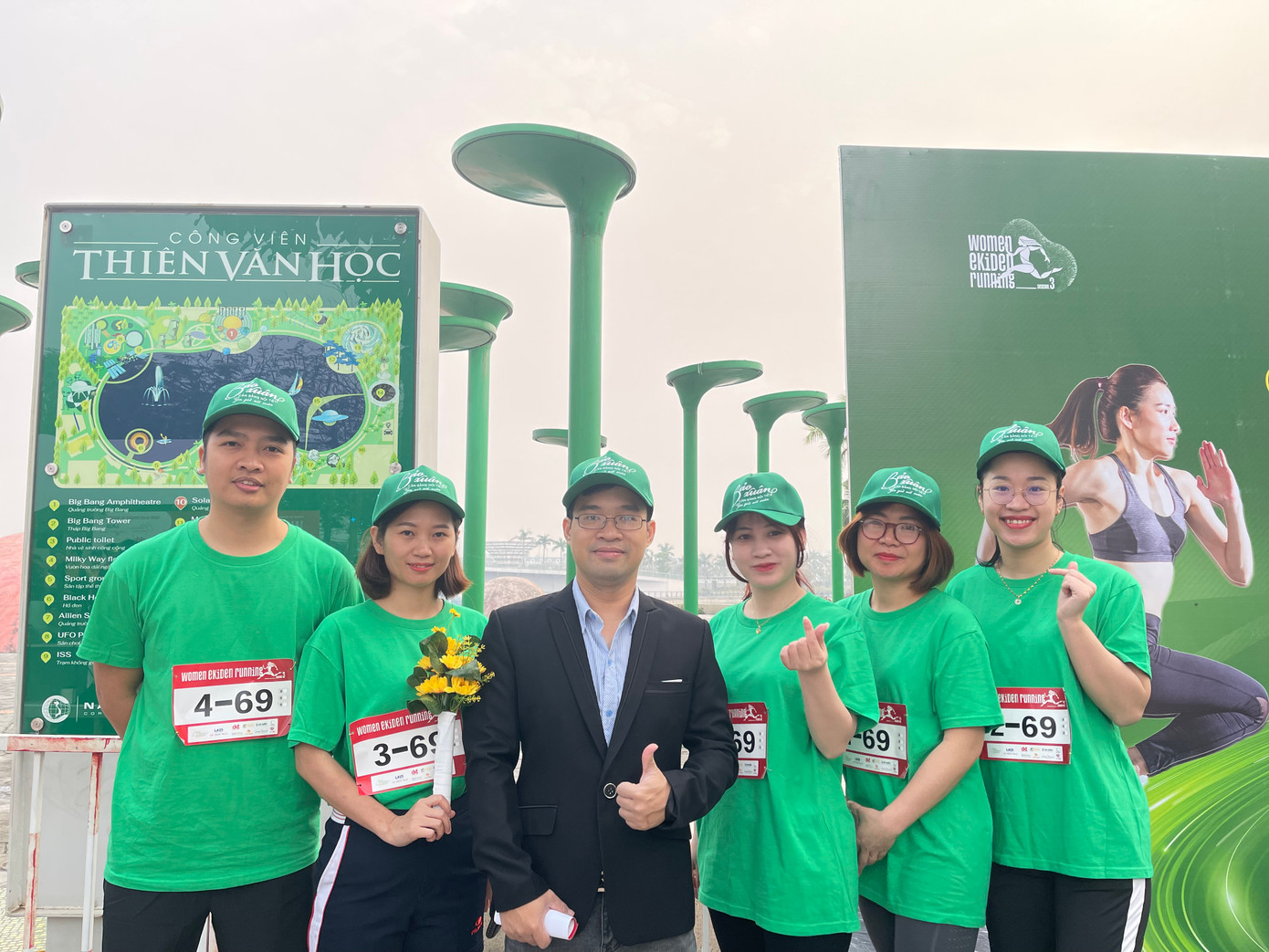 Team chạy của Bảo Xuân tham gia WER 3 với mong muốn khích lệ các chị em rèn luyện sức khỏe để gìn giữ và sẻ chia hạnh phúc