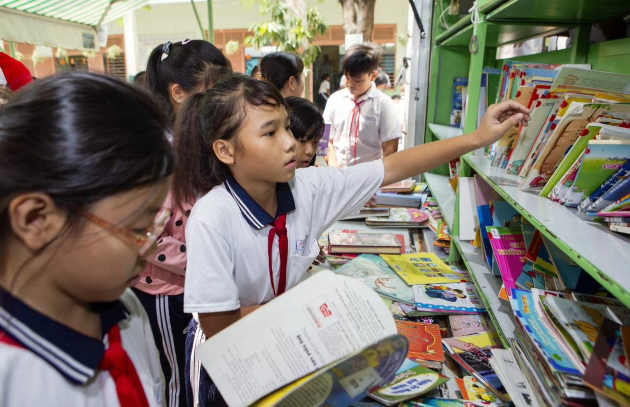 Kể từ khi triển khai lần đầu tại Việt Nam, chương trình Bánh Xe Tri Thức (WoW) đã đồng hành cùng hàng nghìn em học sinh tại Hà Nội và Tp.HCM.