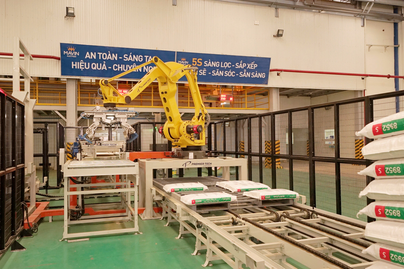 Mavin tiên phong chuyển đổi số, xây dựng mô hình nhà máy/trang trại thông minh. Mavin tiên phong chuyển đổi số, xây dựng mô hình nhà máy/trang trại thông minh.