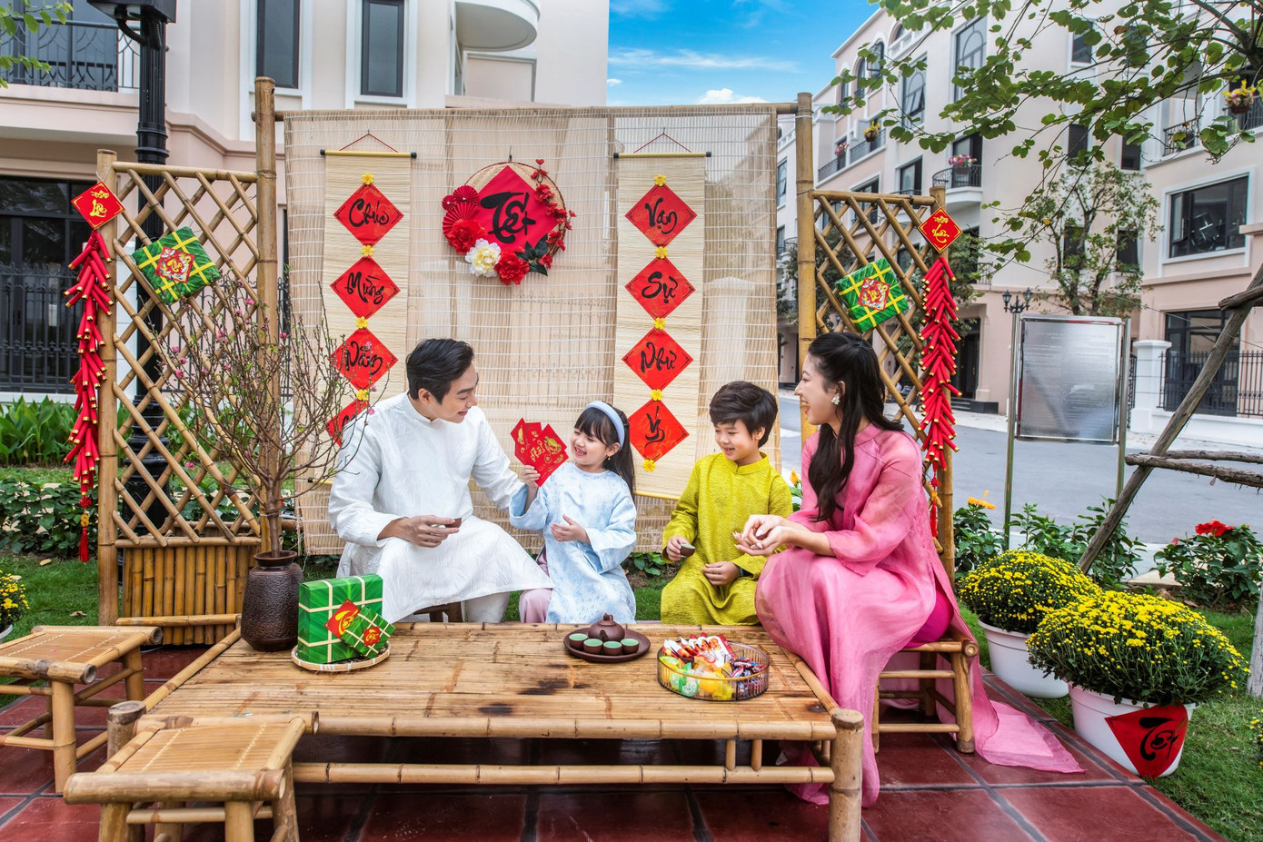 Siêu hội chợ Xuân Ocean Spring Fair là điểm đến chơi Tết, vui Xuân, trải nghiệm ẩm thực bốn phương không thể bỏ qua của các gia đình Siêu hội chợ Xuân Ocean Spring Fair là điểm đến chơi Tết, vui Xuân, trải nghiệm ẩm thực bốn phương không thể bỏ qua của các gia đình