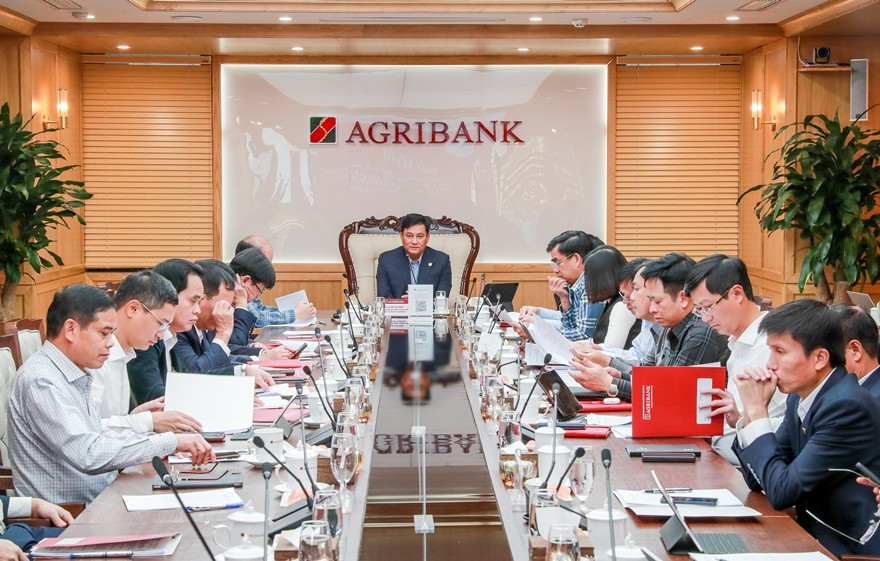 Toàn hệ thống Agribank tập trung triển khai nhiệm vụ kinh doanh ngay từ những ngày đầu năm 2025, nỗ lực cao nhất quyết tâm hoàn thành toàn diện các chỉ tiêu kế hoạch được giao