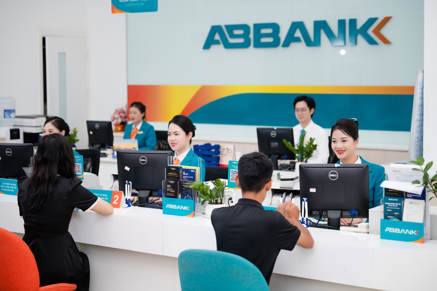 Năm 2024, ABBANK đạt 809 tỷ đồng lợi nhuận trước thuế, tăng 58% so với năm 2023 Năm 2024, ABBANK đạt 809 tỷ đồng lợi nhuận trước thuế, tăng 58% so với năm 2023