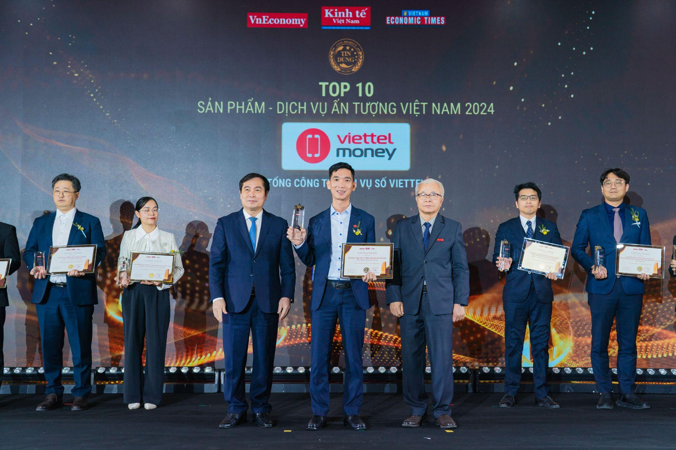 Viettel Money được vinh danh trong top 10 Sản phẩm - Dịch vụ Tin dùng Việt Nam 2024