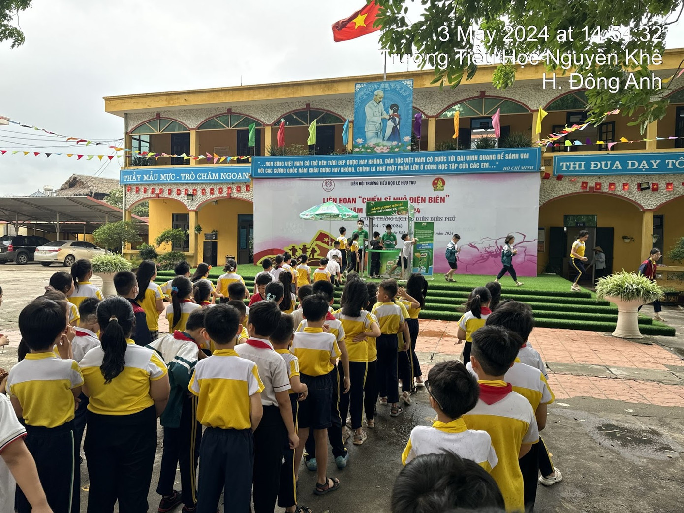 Hoạt động Giáo dục Dinh dưỡng & Vận động thể chất tại trường học Hoạt động Giáo dục Dinh dưỡng & Vận động thể chất tại trường học