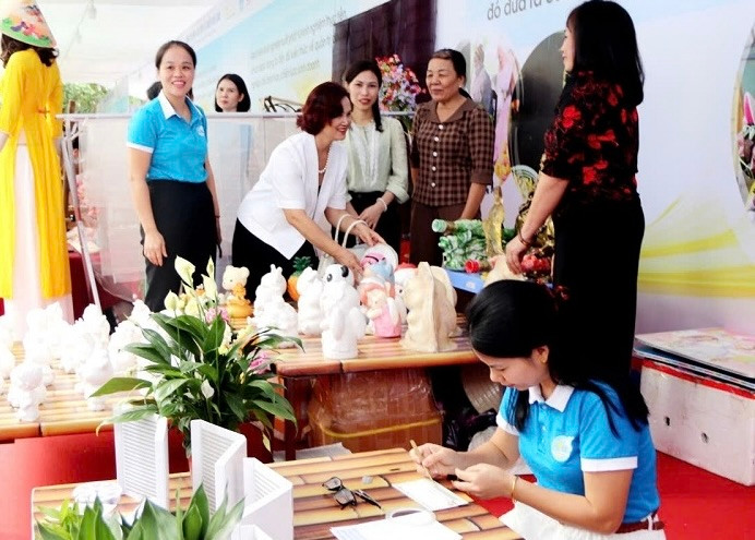 Nhiều mô hình sinh kế được giới thiệu Nhiều mô hình sinh kế được giới thiệu