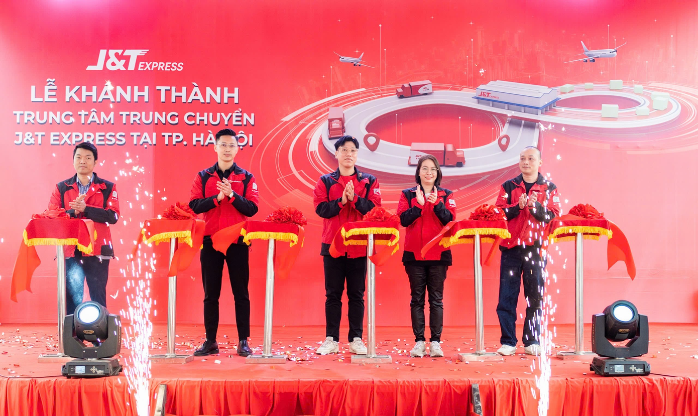 J&T Express Việt Nam chính thức khánh thành Trung tâm Trung chuyển tại TP. Hà Nội có quy mô lớn nhất miền Bắc, sáng 09/1/2025.Ảnh: J&T Express Việt Nam J&T Express Việt Nam chính thức khánh thành Trung tâm Trung chuyển tại TP. Hà Nội có quy mô lớn nhất miền Bắc, sáng 09/1/2025.Ảnh: J&T Express Việt Nam