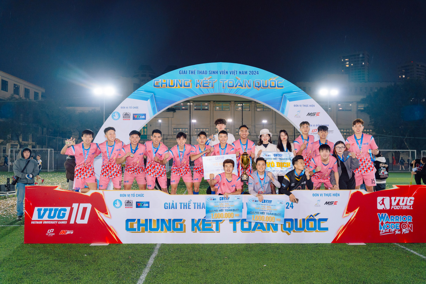 Học viện Công nghệ Bưu chính Viễn thông đã xuất sắc giành cúp vô địch VUG 2024