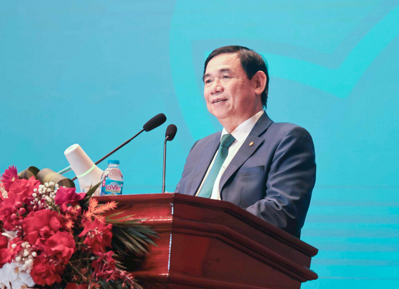 Chủ tịch HĐQT BIDV Phan Đức Tú phát biểu tại hội nghị