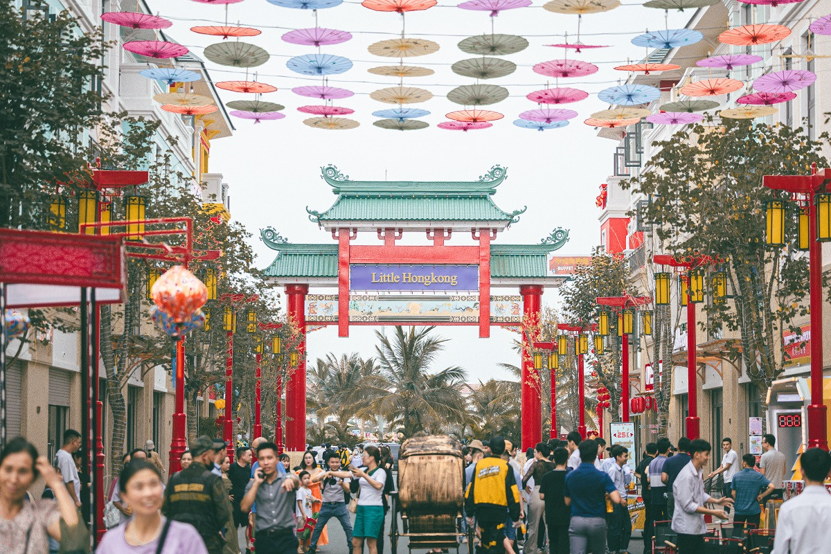 Lưu lượng du khách đông đảo đổ về các Khu phố thương mại tại Ocean City