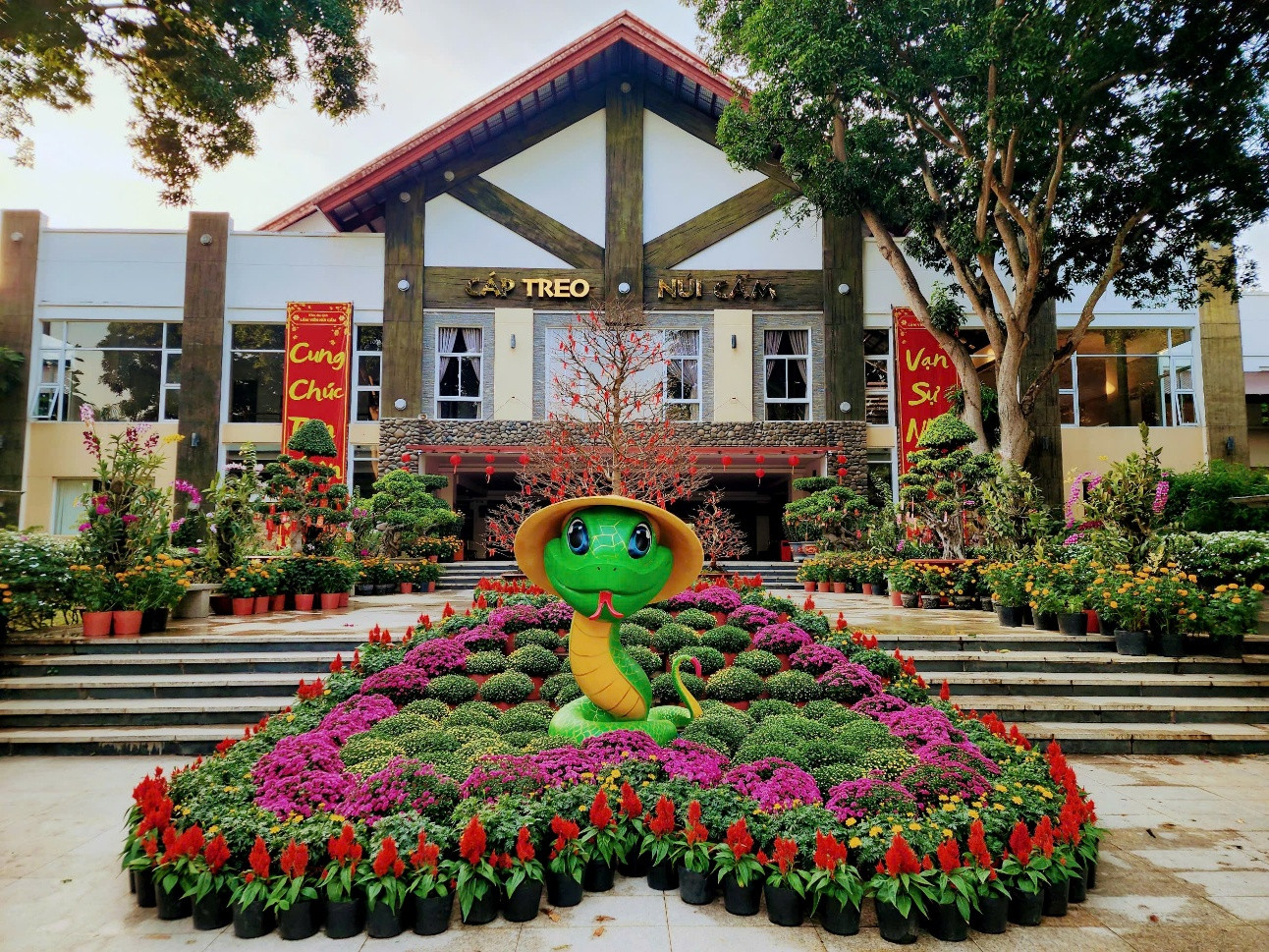 Bé Na núi Cấm Bé Na núi Cấm