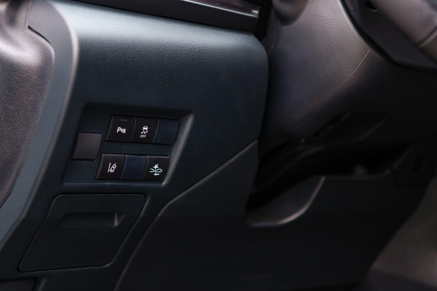 Toyota Safety Sense cũng đã được trang bị trên mẫu sedan hạng B Toyota Safety Sense cũng đã được trang bị trên mẫu sedan hạng B