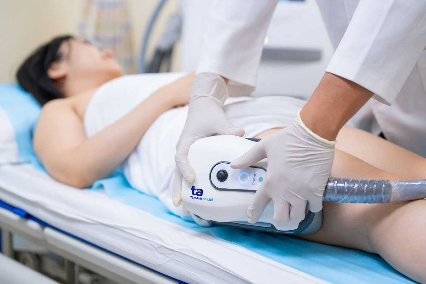 Nhiều người đến Trung tâm Giảm cân Tâm Anh giảm mỡ bụng, bắp tay, đùi, lưng, nọng cằm… bằng công nghệ cao. Ảnh: BVĐK Tâm Anh