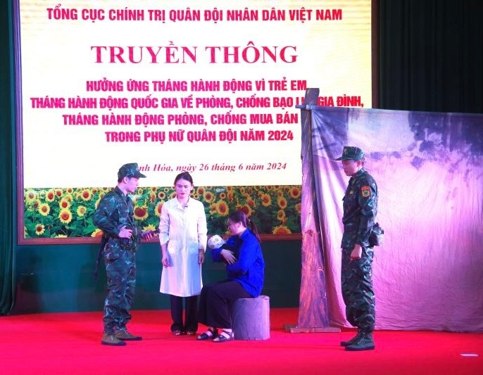 Một tiểu phẩm truyền thông tại chương trình do Tổng cục Chính trị Quân đội nhân dân Việt Nam tổ chức tại Bộ chỉ huy Bộ đội Biên phòng tỉnh Thanh Hóa Một tiểu phẩm truyền thông tại chương trình do Tổng cục Chính trị Quân đội nhân dân Việt Nam tổ chức tại Bộ chỉ huy Bộ đội Biên phòng tỉnh Thanh Hóa