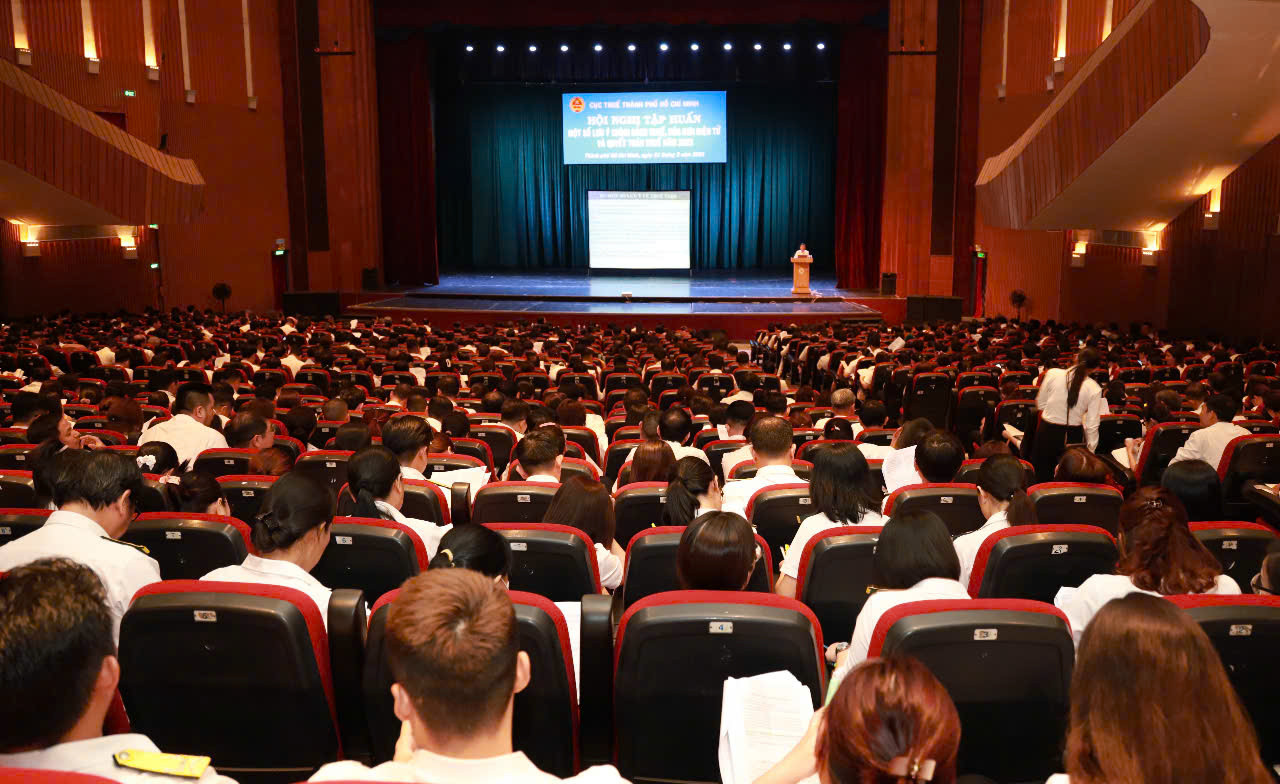 Cục thuế TP HCM tổ chức các hội nghị tập huấn, đưa ra giải pháp cho quản lý thuế hoạt động thương mại điện tử