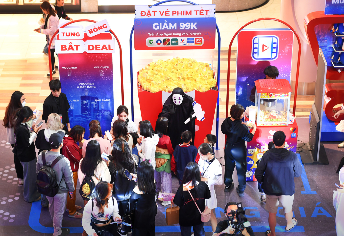 Khách hàng có nhiều cơ hội rinh quà “chất lượng” khi tham gia VNPAY SUPER SALE. Khách hàng có nhiều cơ hội rinh quà “chất lượng” khi tham gia VNPAY SUPER SALE.