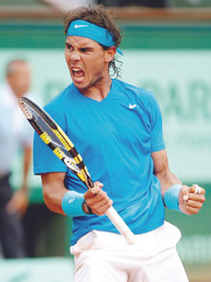 Nadal đã hoàn tất bộ sưu tập Grand Slam trên mọi mặt sân năm 2010, còn năm nay anh sẽ phải chiến đấu để đòi lại ngôi vương Ảnh: Getty Images 