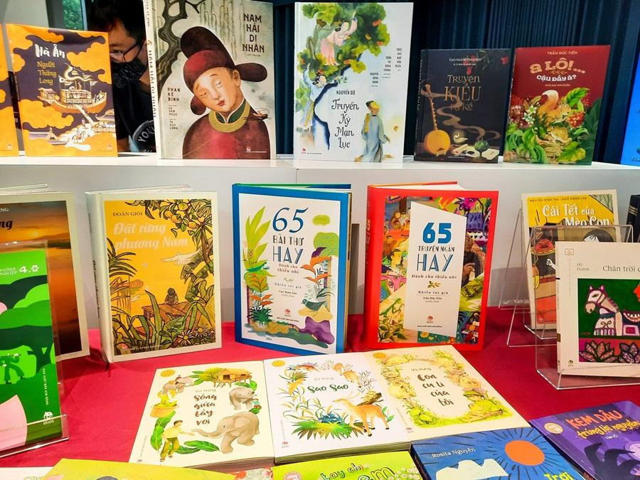 NXB Kim Đồng giới thiệu 65 ấn phẩm đặc sắc với nhiều thể loại phong phú.