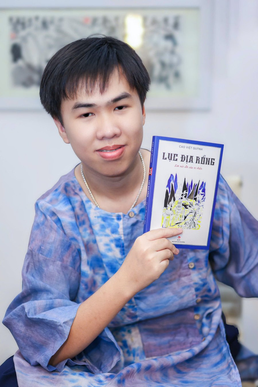 Hiện cậu bạn đang trong quá trình viết bộ tiểu thuyết tạm đặt tên: Tài xế Taxi của Merlin. Hiện cậu bạn đang trong quá trình viết bộ tiểu thuyết tạm đặt tên: Tài xế Taxi của Merlin.