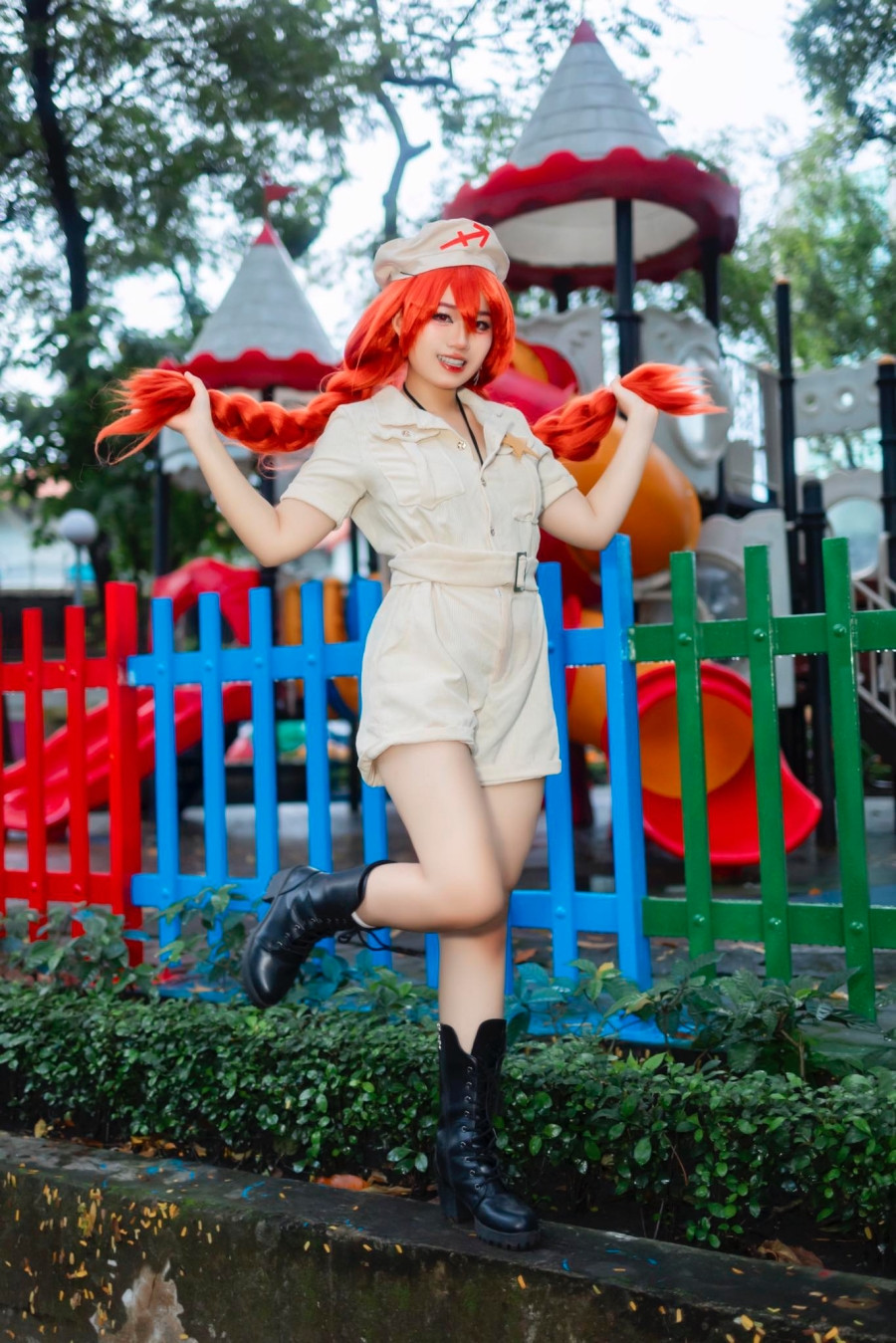 Nhân vật truyện tranh Lớp Học Mật Ngữ bước ra đời thực: Giống bản gốc đến ngỡ ngàng ảnh 4