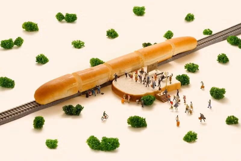 Một chiếc bánh mì đã được dùng mô phỏng đoàn tàu Shinkansen của Nhật