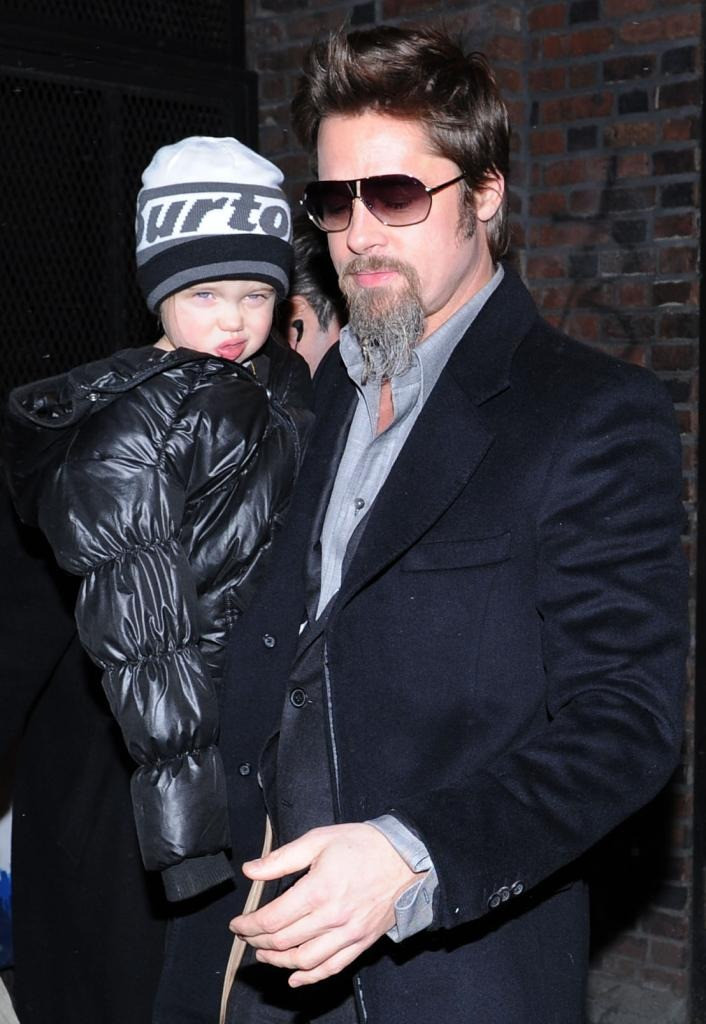 Brad Pitt từng thân thiết với 3 con ruột sau ly hôn nhưng mối quan hệ giữa họ tệ đi trong vài năm gần đây. Ảnh: Splash News.