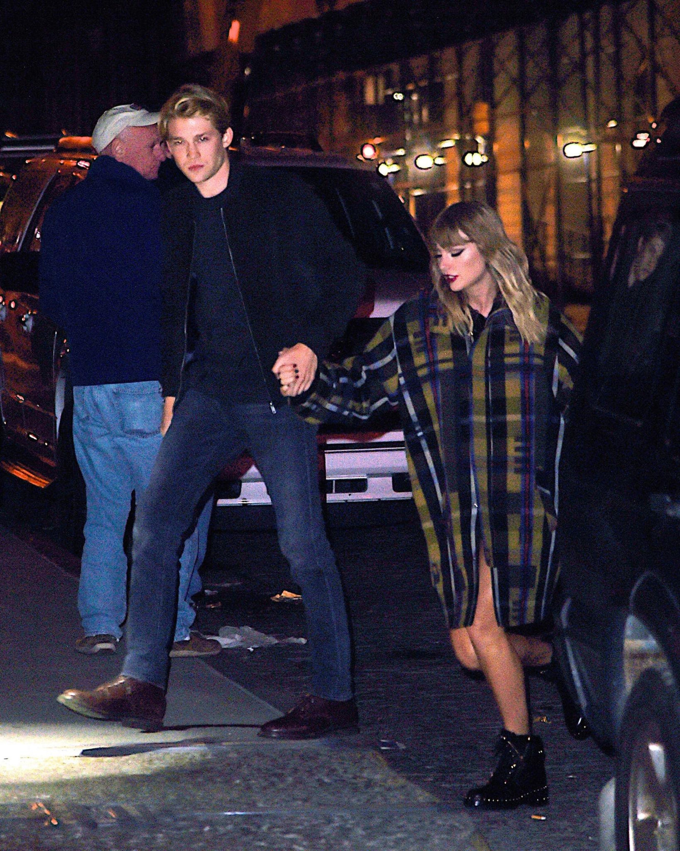 Taylor Swift và Joe Alwyn từng có hơn 6 năm rưỡi yêu nhau. Ảnh: Splash News.