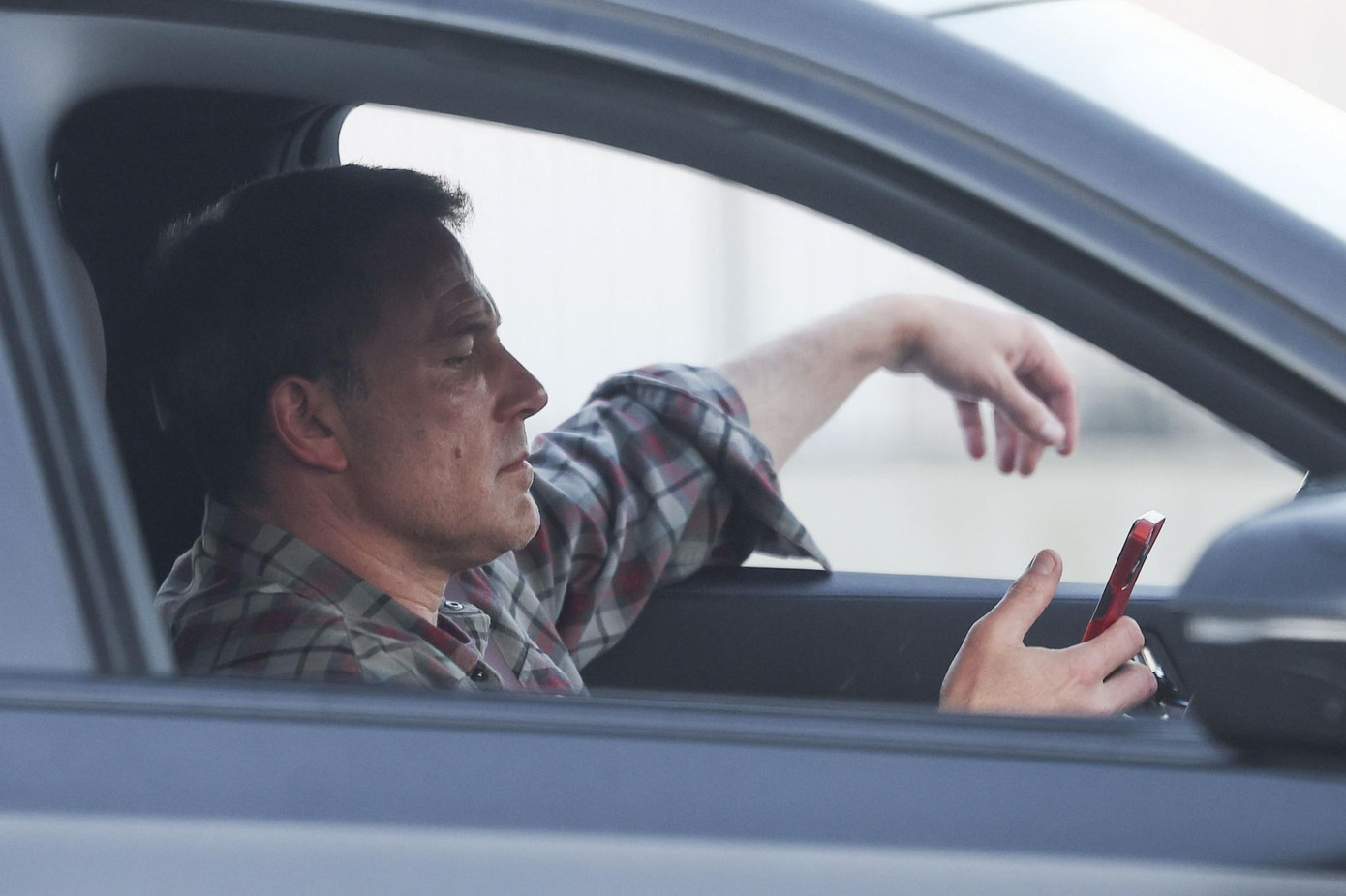 Jennifer Lopez và Ben Affleck xuất phát từ một điểm và cùng điểm đến nhưng không đi chung. Ảnh: BackGrid/TheImageDirect.com. Jennifer Lopez và Ben Affleck xuất phát từ một điểm và cùng điểm đến nhưng không đi chung. Ảnh: BackGrid/TheImageDirect.com.