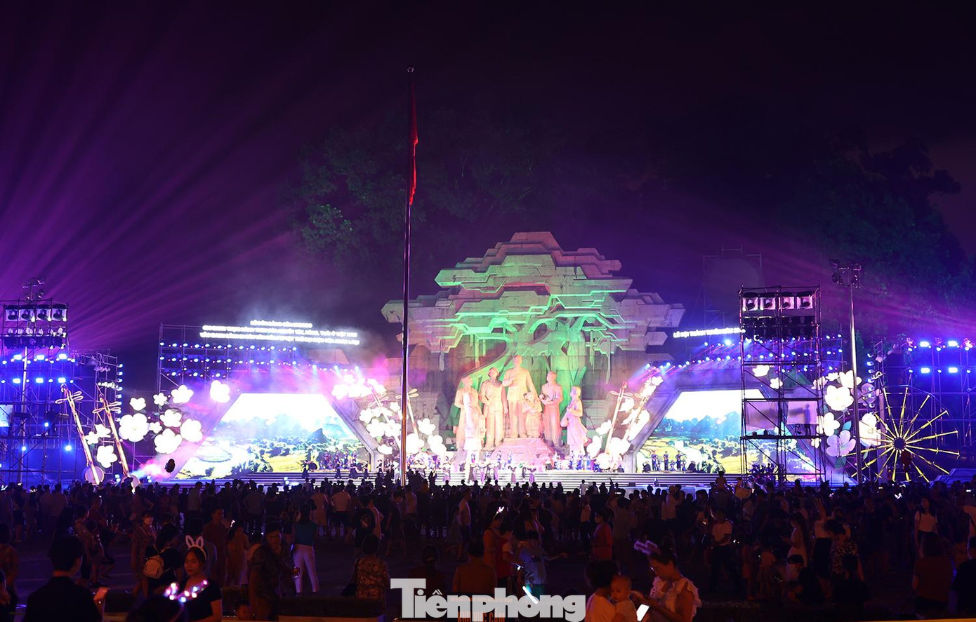 Lễ hội Thành Tuyên năm 2022 sẽ được khai mạc vào vào lúc 20h00, ngày 3/9/2022. Đêm hội Thành Tuyên được tổ chức tại Quảng trường Nguyễn Tất Thành (thành phố Tuyên Quang) vào 20h00 ngày 4/9/2022.