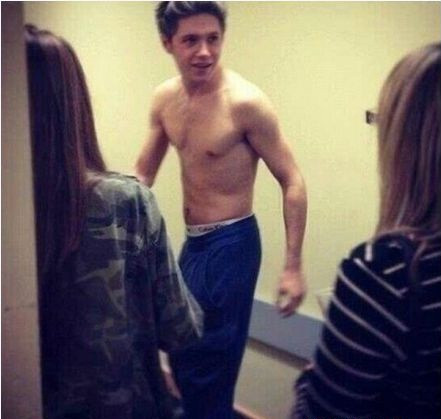 Hình ảnh sexy này khiến các fan nữ 'đứng ngồi không yên'